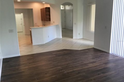 Villa ou maison à louer à Bradenton, Floride: 4 chambres, 196.86 m2 № 2379353 - photo 21