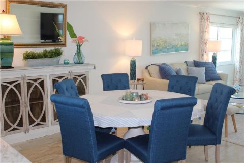 Copropriété à louer à Sarasota, Floride: 2 chambres, 128.21 m2 № 1561747 - photo 24