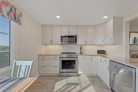 Copropriété à louer à Sarasota, Floride: 2 chambres, 128.21 m2 № 1561747 - photo 18