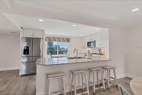 Copropriété à louer à Sarasota, Floride: 2 chambres, 128.21 m2 № 1561747 - photo 14
