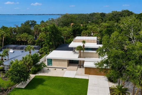 House in Sarasota, Florida 5 bedrooms, 363.53 sq.m. № 2132175 - photo 3