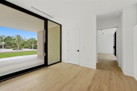 House in Sarasota, Florida 5 bedrooms, 363.53 sq.m. № 2132175 - photo 16
