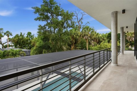House in Sarasota, Florida 5 bedrooms, 363.53 sq.m. № 2132175 - photo 29
