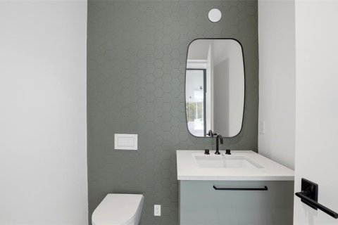 House in Sarasota, Florida 5 bedrooms, 363.53 sq.m. № 2132175 - photo 21