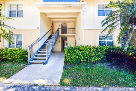 Copropriété à louer à Pompano Beach, Floride: 2 chambres, 83.89 m2 № 2407250 - photo 17