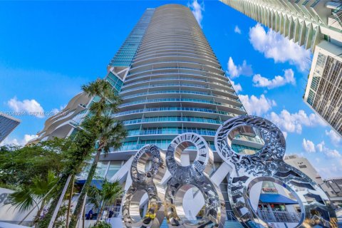 Condo à Miami, Floride, 1 chambre  № 2087573