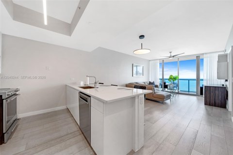 Copropriété à louer à Miami, Floride: 1 chambre, 77.39 m2 № 2087573 - photo 4