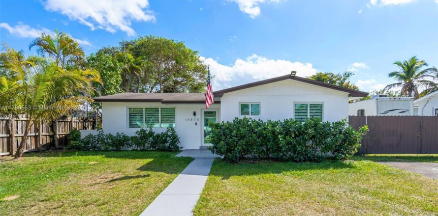 Casa en Homestead, Florida 4 dormitorios, 104.98 m2 № 1713901