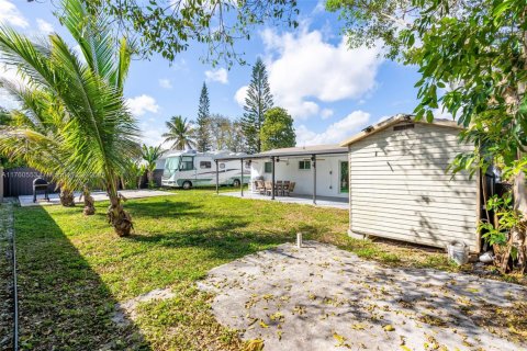 Casa en venta en Homestead, Florida, 4 dormitorios, 104.98 m2 № 1713901 - foto 19