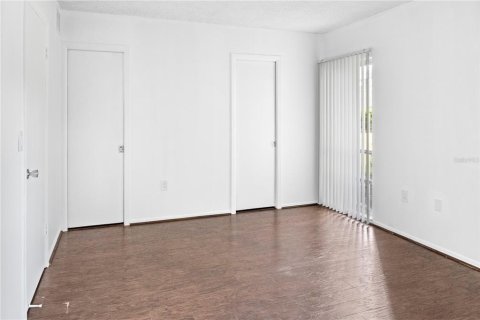 Condominio en alquiler en Sarasota, Florida, 2 dormitorios, 95.41 m2 № 1913465 - foto 14