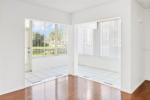 Condominio en alquiler en Sarasota, Florida, 2 dormitorios, 95.41 m2 № 1913465 - foto 23