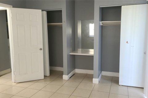 Villa ou maison à louer à Tampa, Floride: 1 chambre, 60.39 m2 № 1680956 - photo 8
