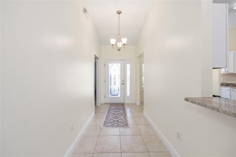 Casa en venta en The Villages, Florida, 3 dormitorios, 182.83 m2 № 1910643 - foto 9
