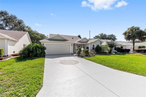 Villa ou maison à vendre à The Villages, Floride: 3 chambres, 182.83 m2 № 1910643 - photo 2