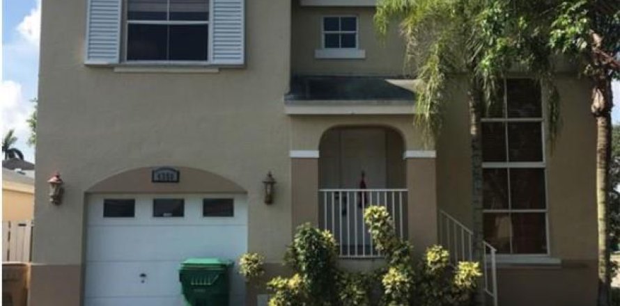 Villa ou maison à Davie, Floride 3 chambres, 124.86 m2 № 2263413