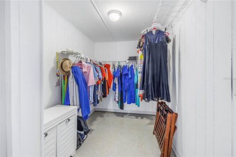 Купить виллу или дом в Эллентон, Флорида 7 комнат, 102.56м2, № 1517840 - фото 28