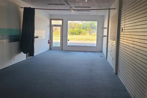 Propiedad comercial en alquiler en Sarasota, Florida, 807.69 m2 № 1910431 - foto 4