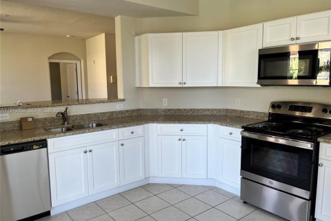 Снять в аренду кондоминиум в Палм-Бич-Гарденс, Флорида 2 спальни, 130.34м2, № 2005579 - фото 7