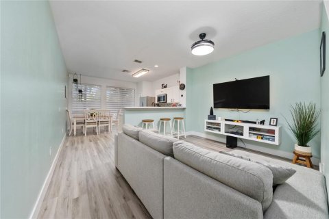 Townhouse in Kissimmee, Florida 3 bedrooms, 110.27 sq.m. № 1884607 - photo 8