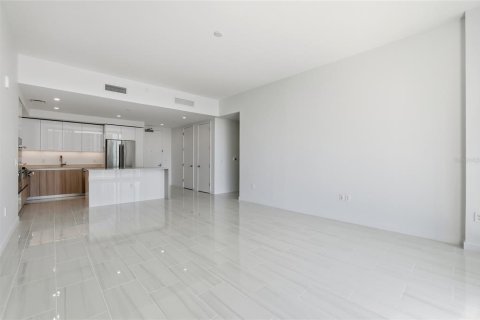 Купить кондоминиум в Сент-Питерсберг, Флорида 7 комнат, 160.91м2, № 2147519 - фото 22
