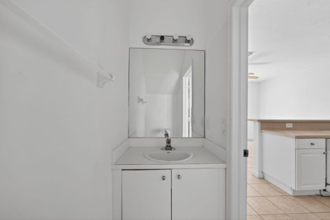 Touwnhouse à louer à Homestead, Floride: 3 chambres, 108.6 m2 № 2078289 - photo 15