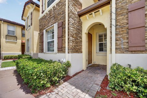 Touwnhouse à Homestead, Floride 3 chambres, 108.6 m2 № 2078289
