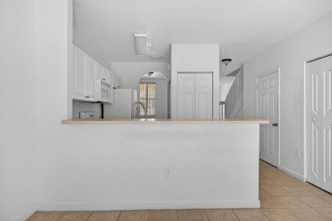 Touwnhouse à louer à Homestead, Floride: 3 chambres, 108.6 m2 № 2078289 - photo 12