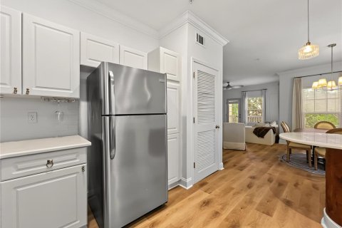 Condo in Celebration, Florida, 2 bedrooms  № 2370866 - photo 24