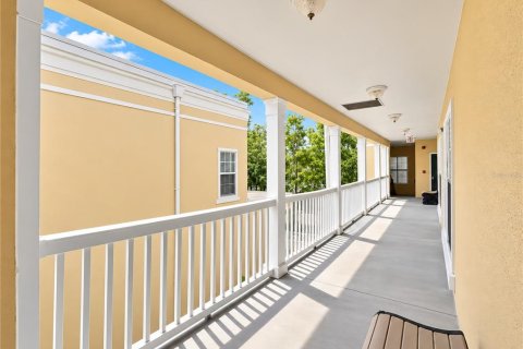 Condo in Celebration, Florida, 2 bedrooms  № 2370866 - photo 6