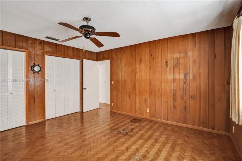 House in Fort Lauderdale, Florida 3 bedrooms, 222.13 sq.m. № 1695714 - photo 17