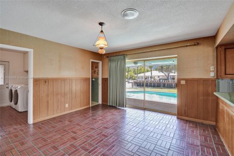 House in Fort Lauderdale, Florida 3 bedrooms, 222.13 sq.m. № 1695714 - photo 12