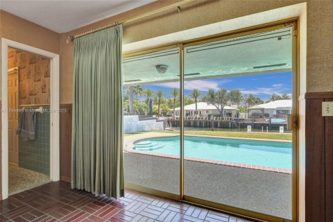 House in Fort Lauderdale, Florida 3 bedrooms, 222.13 sq.m. № 1695714 - photo 14