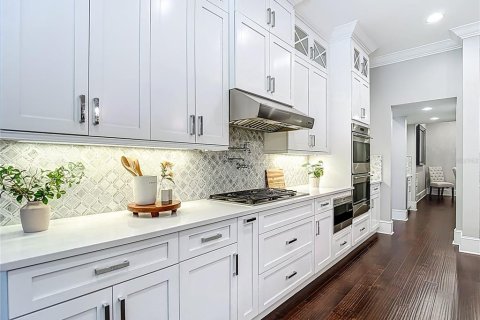 Купить виллу или дом в Тампа, Флорида 11 комнат, 447.05м2, № 1900460 - фото 17