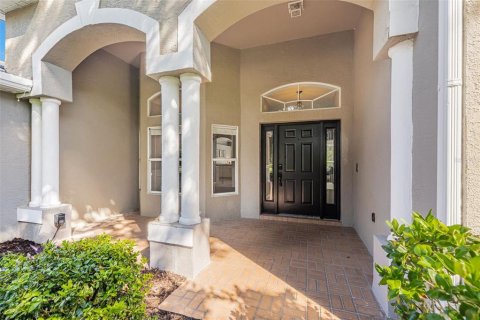 Villa ou maison à vendre à Land O' Lakes, Floride: 4 chambres, 222.78 m2 № 1884389 - photo 4