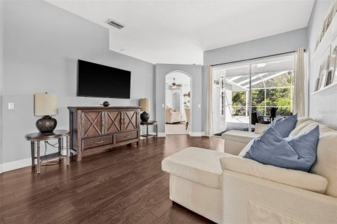 Villa ou maison à vendre à Land O' Lakes, Floride: 4 chambres, 222.78 m2 № 1884389 - photo 9