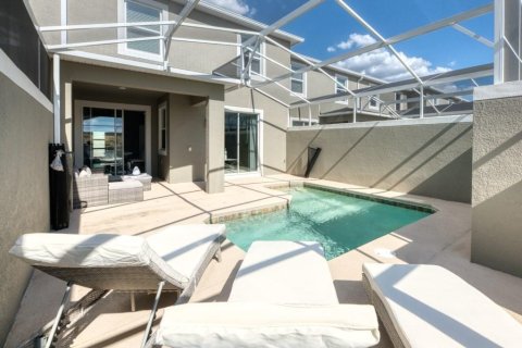 Touwnhouse à vendre à Davenport, Floride: 4 chambres, 177.81 m2 № 2355162 - photo 9