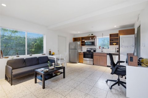 Villa ou maison à Miami, Floride 1 chambre, 46.92 m2 № 2303536