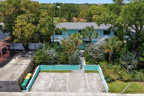 Villa ou maison à louer à Miami, Floride: 1 chambre, 46.92 m2 № 2303536 - photo 12