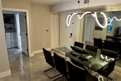 Copropriété à louer à Aventura, Floride: 2 chambres, 109.62 m2 № 1964938 - photo 6