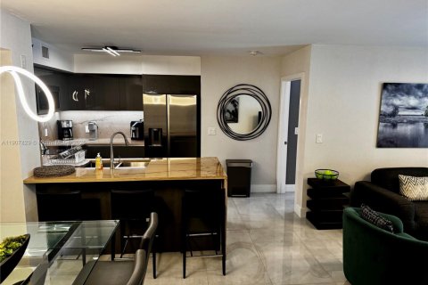 Copropriété à louer à Aventura, Floride: 2 chambres, 109.62 m2 № 1964938 - photo 7