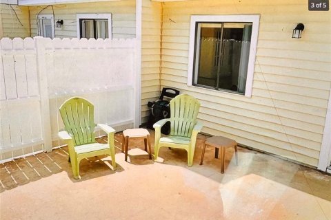 Condo in Altamonte Springs, Florida, 3 bedrooms  № 1847036 - photo 24