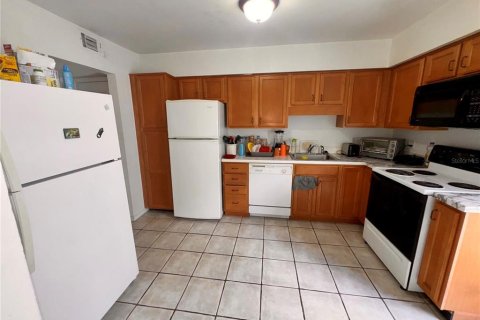Condo in Altamonte Springs, Florida, 3 bedrooms  № 1847036 - photo 10