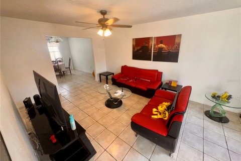 Condo in Altamonte Springs, Florida, 3 bedrooms  № 1847036 - photo 13