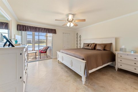 Condo in Coconut Creek, Florida, 2 bedrooms  № 2247035 - photo 18