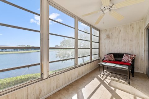 Condo in Coconut Creek, Florida, 2 bedrooms  № 2247035 - photo 24