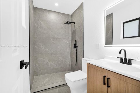 Casa en venta en Miami Gardens, Florida, 3 dormitorios, 102.56 m2 № 1995367 - foto 24