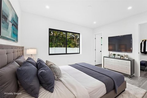 Casa en venta en Miami Gardens, Florida, 3 dormitorios, 102.56 m2 № 1995367 - foto 14