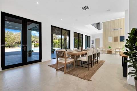 House in Miami, Florida 5 bedrooms № 2026323 - photo 20