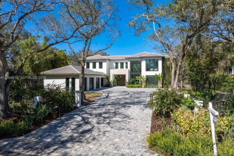 House in Miami, Florida 5 bedrooms № 2026323