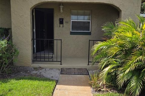 Copropriété à vendre à Casselberry, Floride: 2 chambres, 91.69 m2 № 1673923 - photo 3